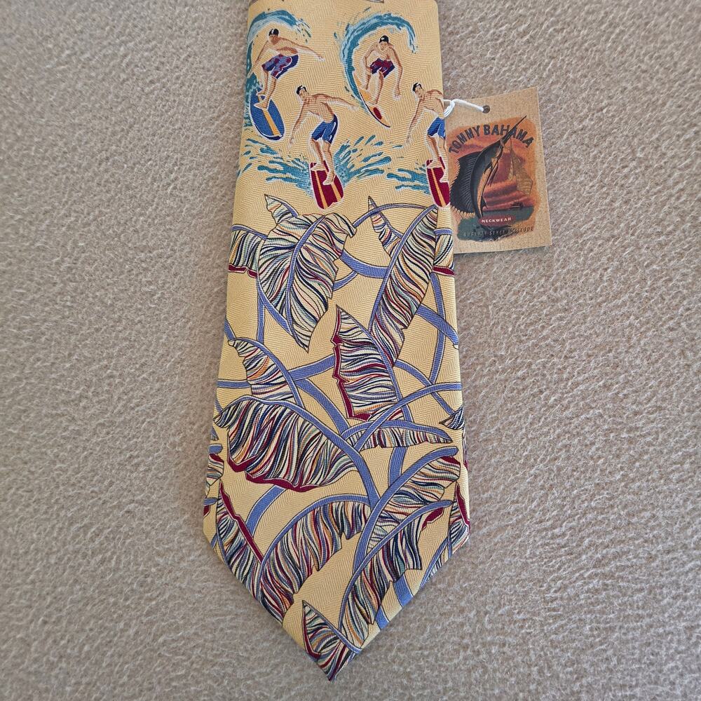 Tommy Bahama NWT Vintage 90s Surfer Dude Floral Tropical Silk Tie Made In USA